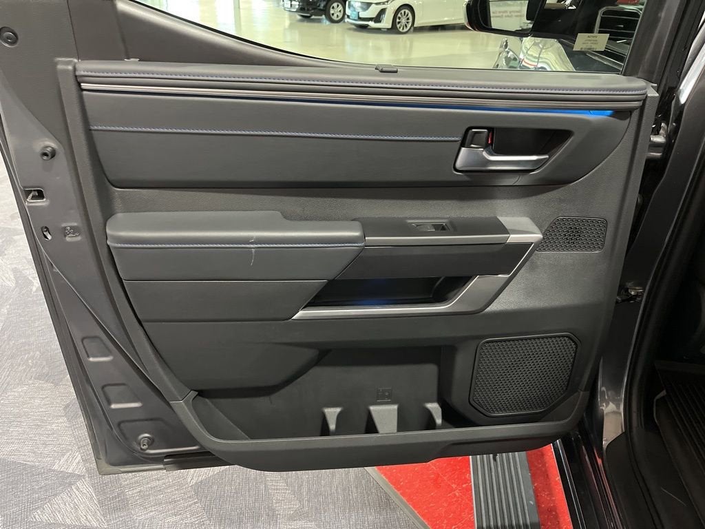 2024 Toyota Tundra Hybrid Platinum 4WD