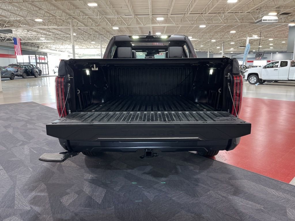 2024 Toyota Tundra Hybrid Platinum 4WD