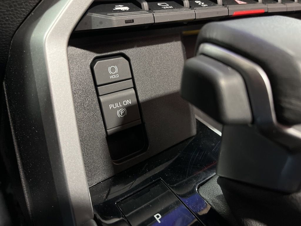 2024 Toyota Tundra Hybrid Platinum 4WD
