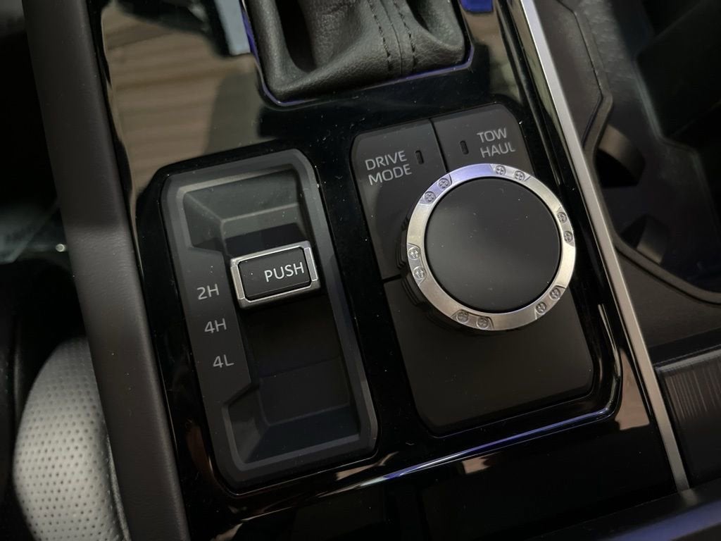 2024 Toyota Tundra Hybrid Platinum 4WD