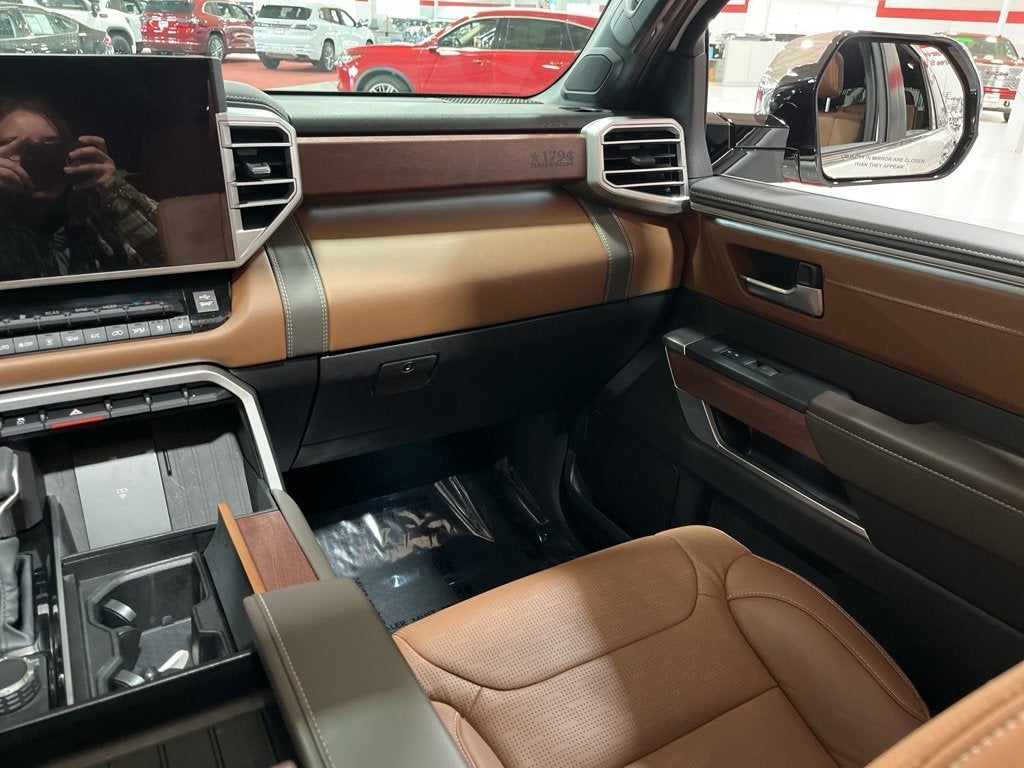 2025 Toyota Sequoia SR5