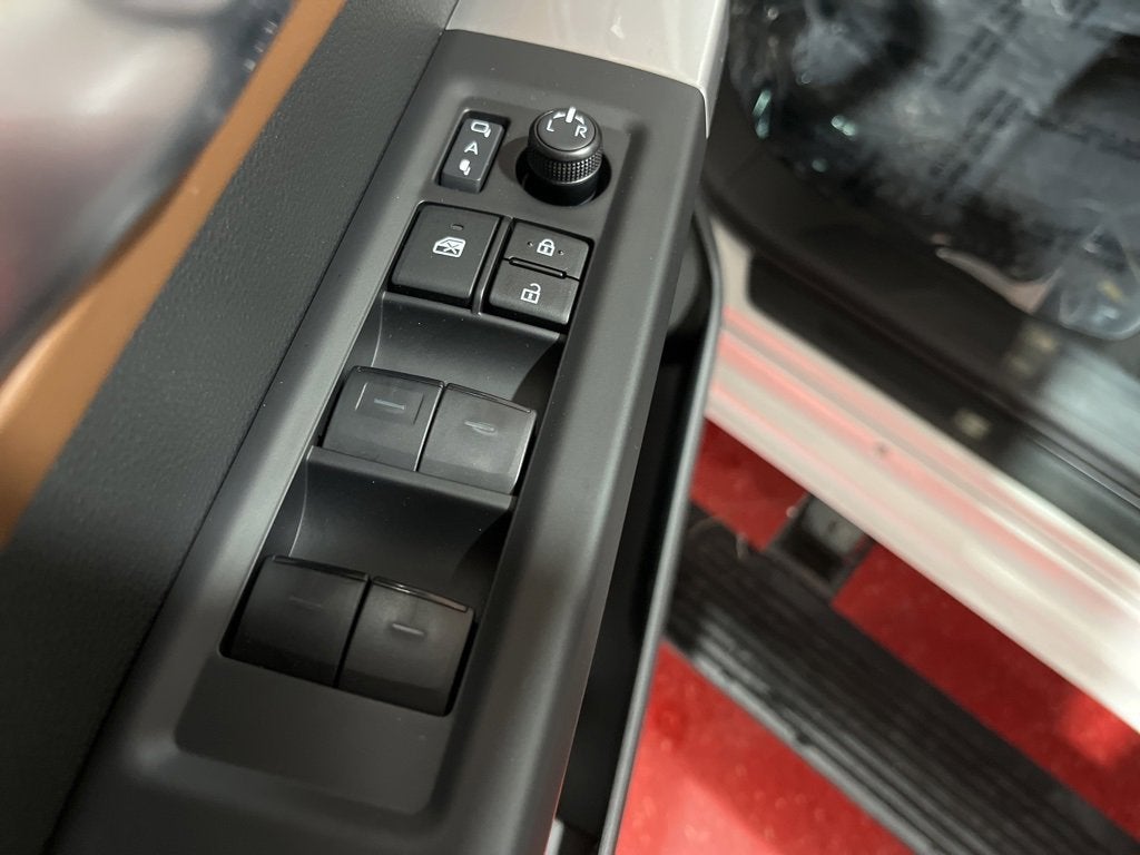 2025 Toyota Sequoia SR5