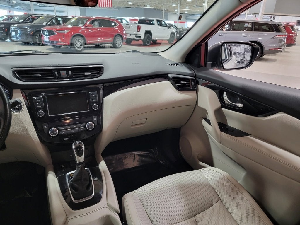 2022 Nissan Rogue Sport SL