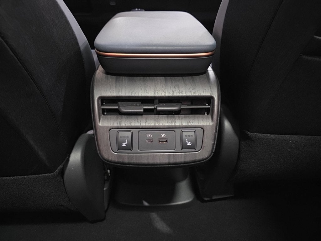 2024 Nissan ARIYA PLATINUM+