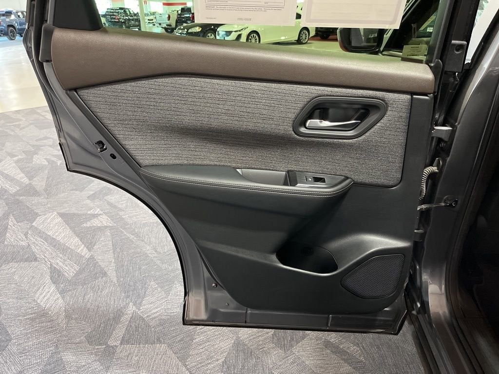 2023 Nissan Rogue SV Intelligent AWD