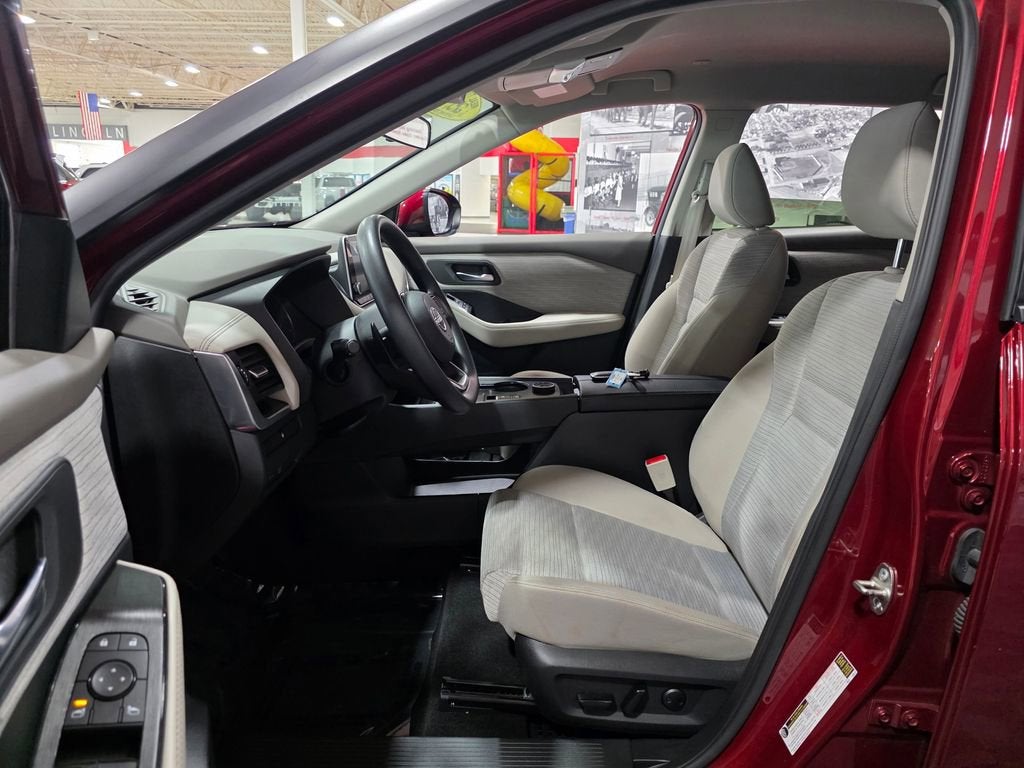 2023 Nissan Rogue SV Intelligent AWD