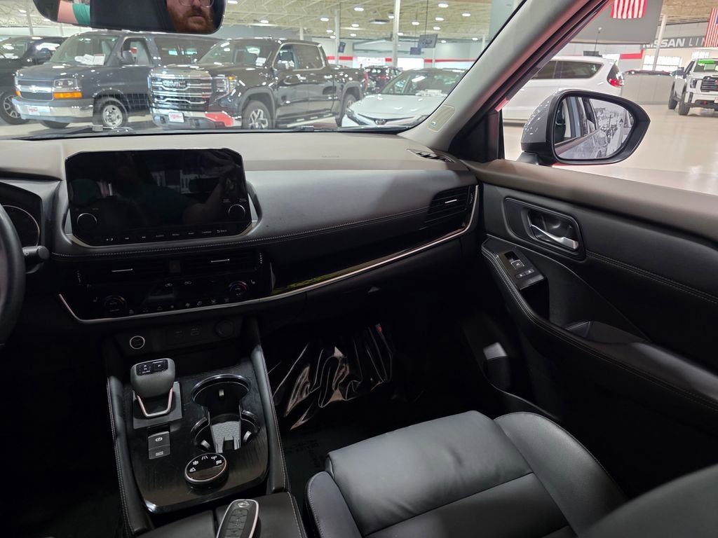 2023 Nissan Rogue SL Intelligent AWD