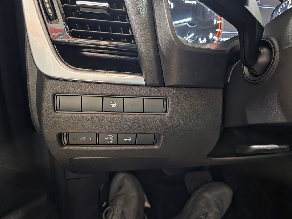 2023 Nissan Rogue SL Intelligent AWD