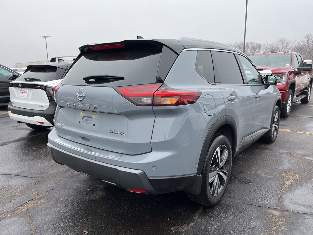 2025 Nissan Rogue SL