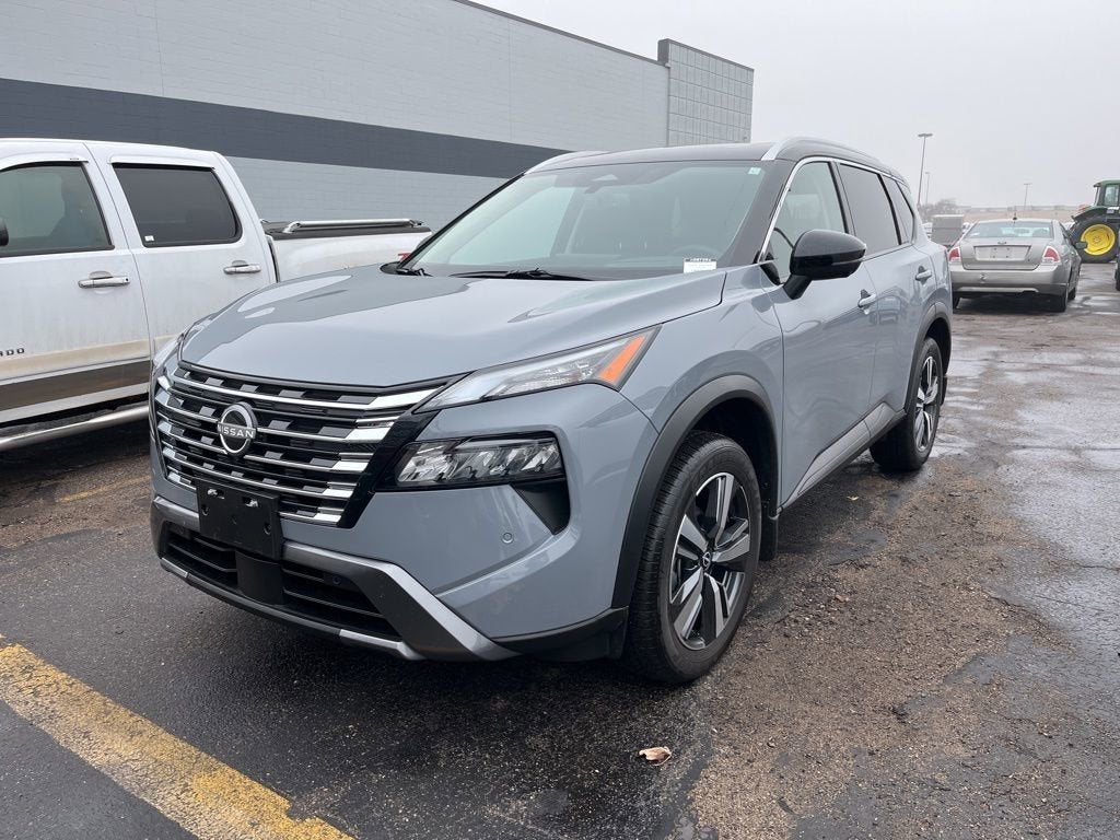 2025 Nissan Rogue SL