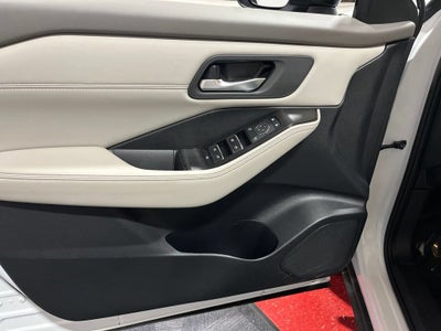 2025 Nissan Rogue SL Intelligent AWD