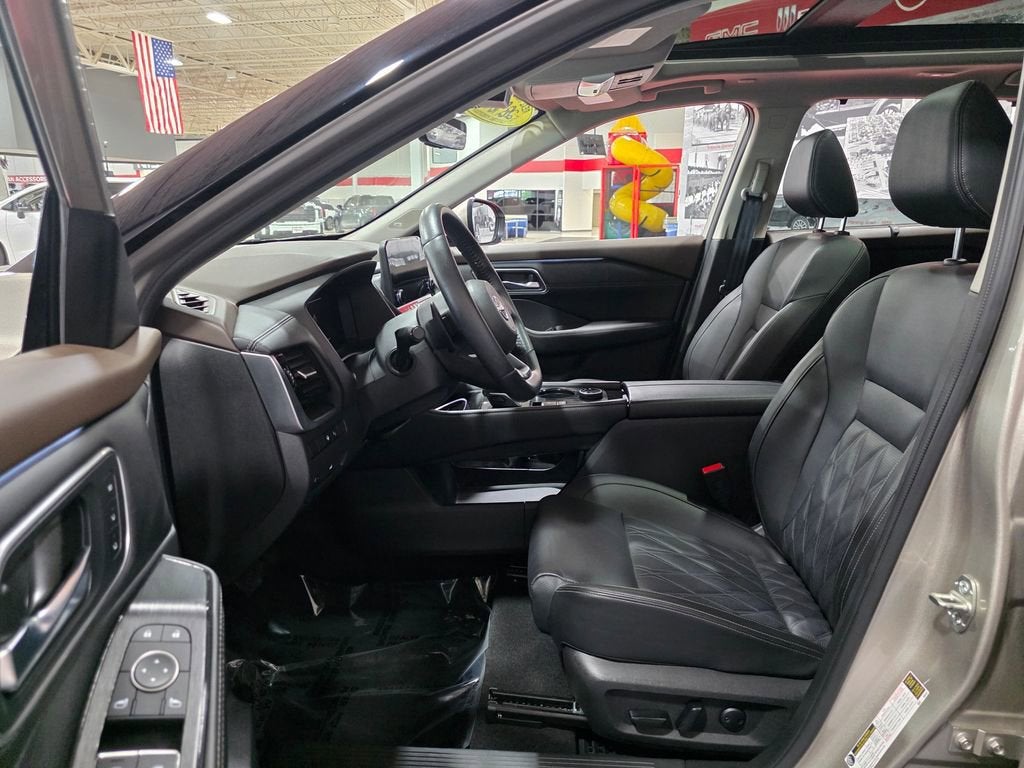 2023 Nissan Rogue Platinum Intelligent AWD