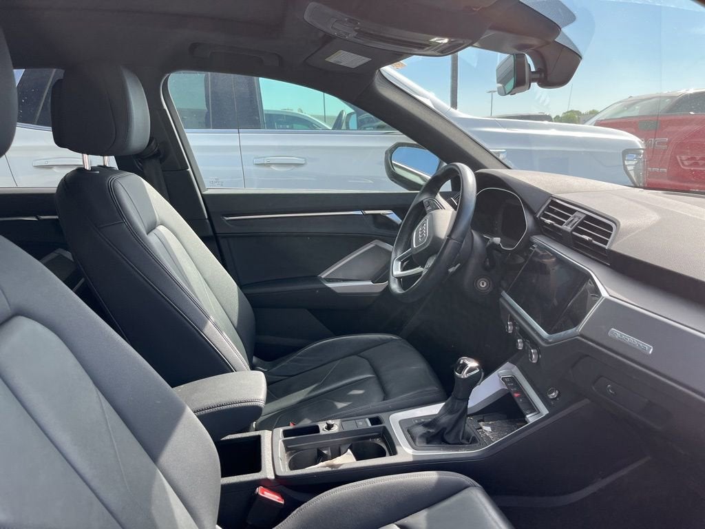 2022 Audi Q3 Premium Plus 45 TFSI S line quattro Tiptronic