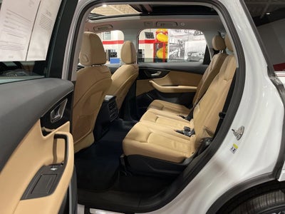 2023 Audi Q7 Premium Plus 55 TFSI quattro Tiptronic