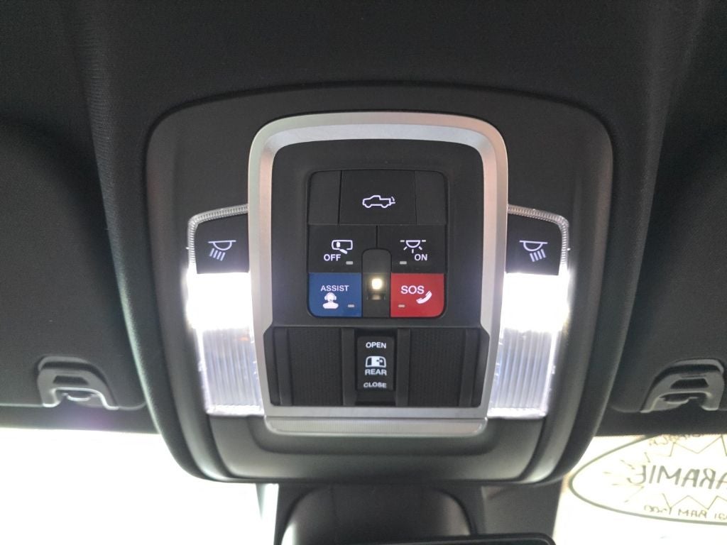 2021 RAM 1500 Laramie Carbravo CPO