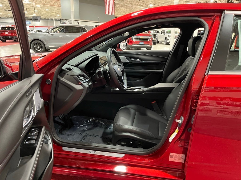2024 Cadillac CT4 Premium Luxury