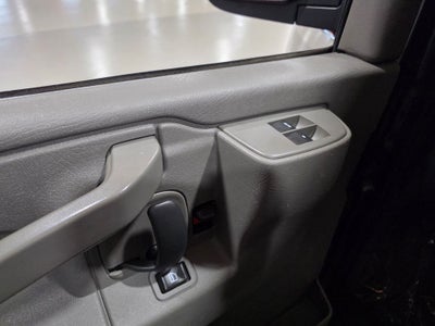 2017 Chevrolet Express 3500 LT Passenger