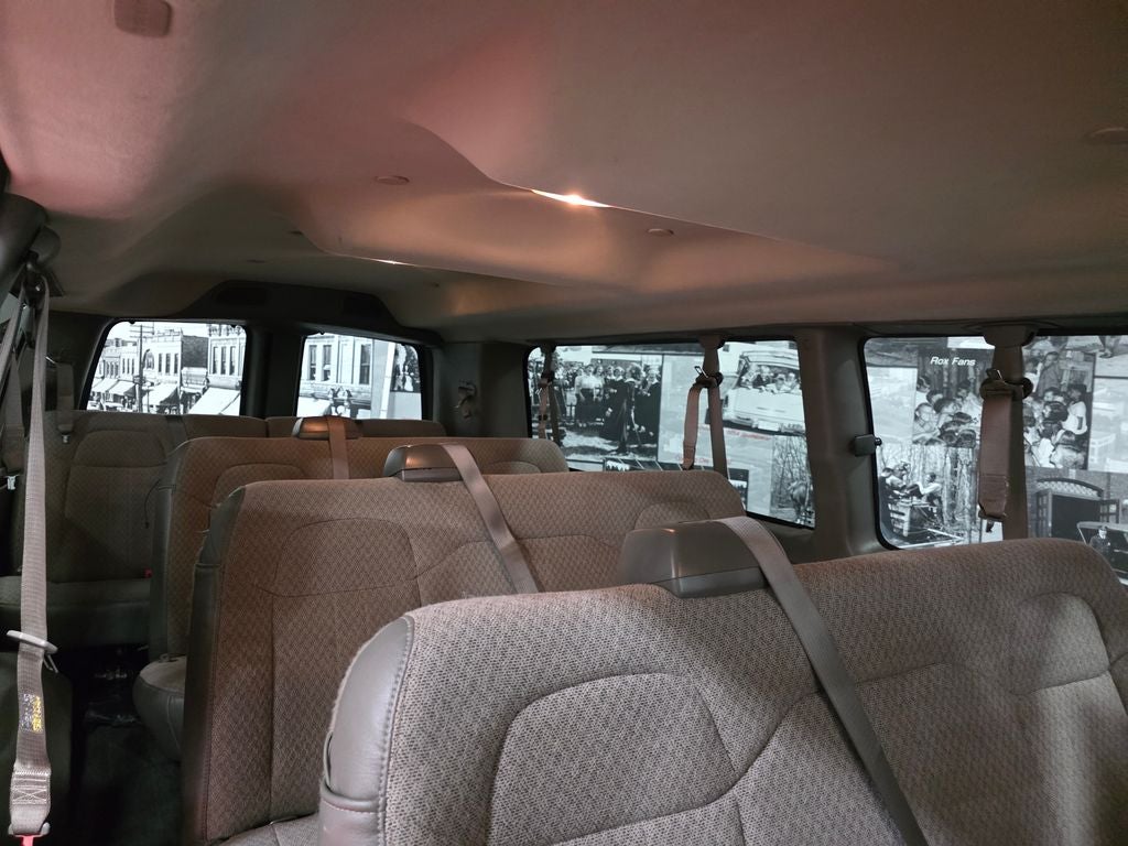 2017 Chevrolet Express 3500 LT Passenger