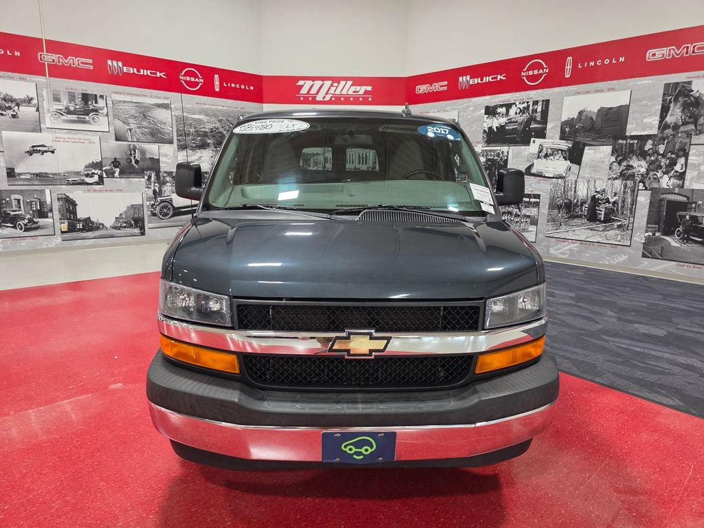 2017 Chevrolet Express 3500 LT Passenger