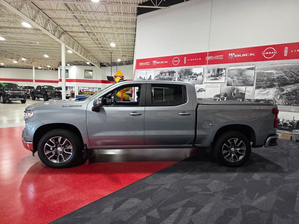 2023 Chevrolet Silverado 1500 LT
