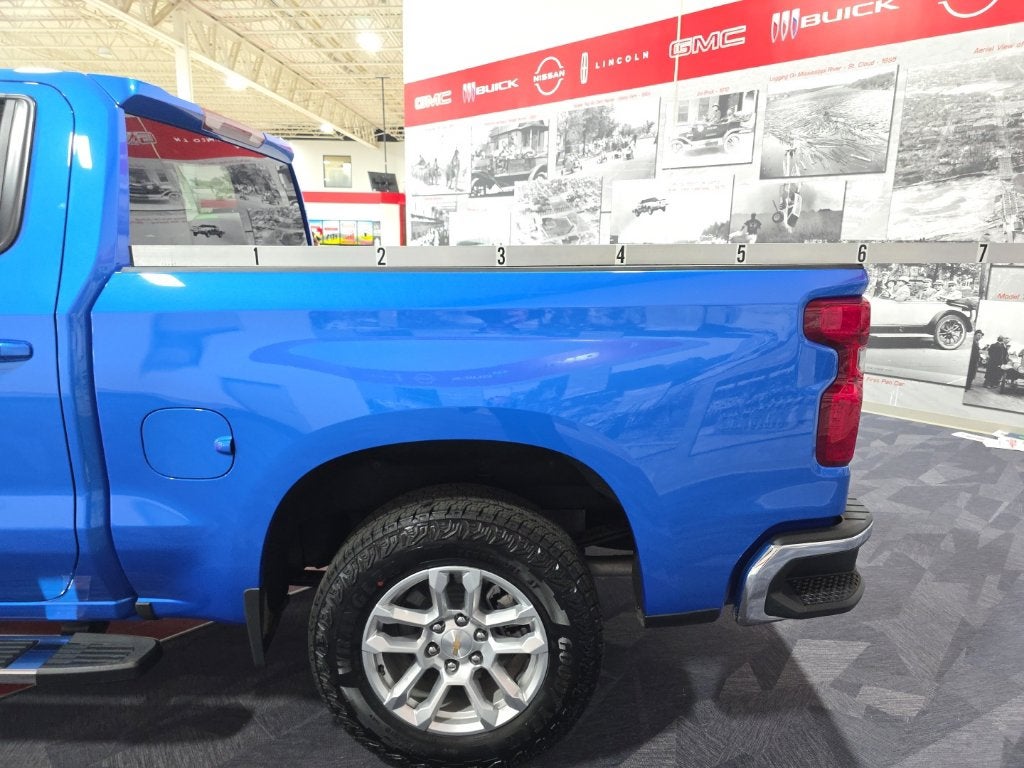 2026 Chevrolet Silverado 1500 LT LT1