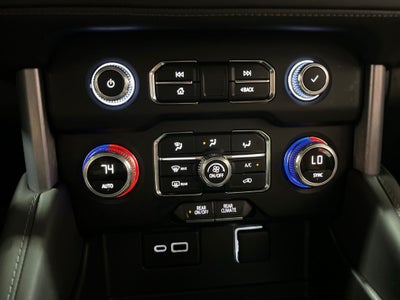 2022 GMC Yukon SLE