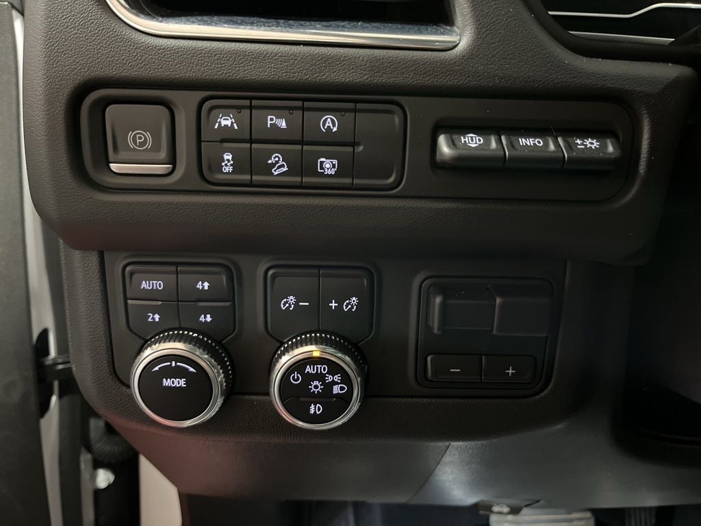 2023 GMC Yukon AT4
