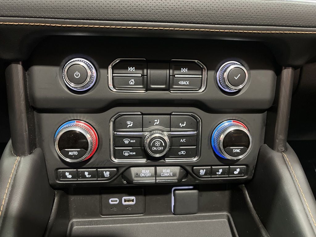 2023 GMC Yukon AT4
