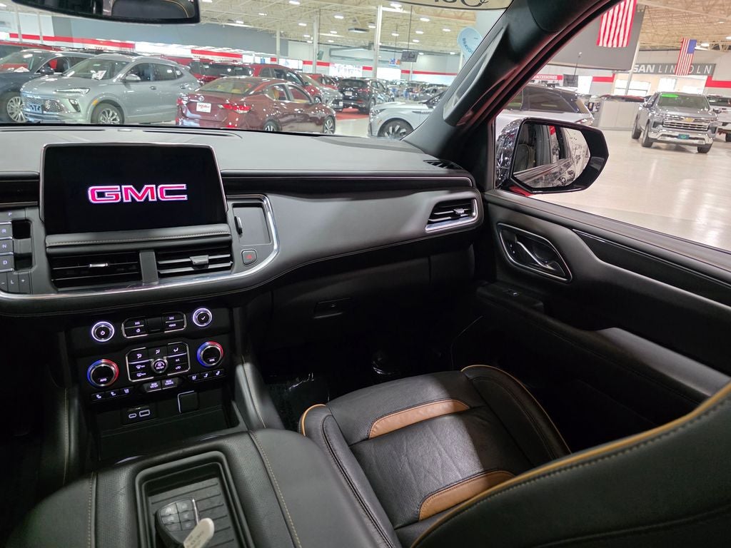 2021 GMC Yukon XL AT4