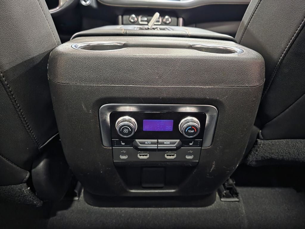 2021 GMC Yukon XL AT4