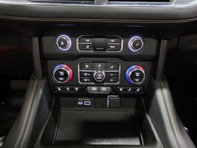 2021 GMC Yukon XL AT4