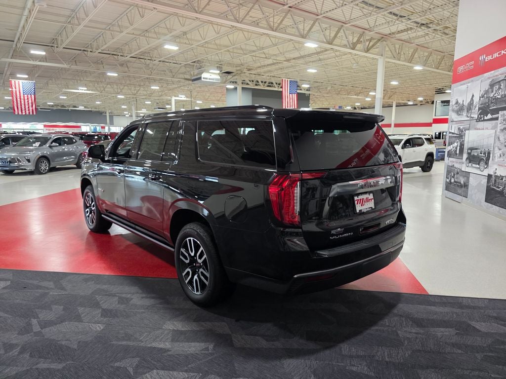 2021 GMC Yukon XL AT4