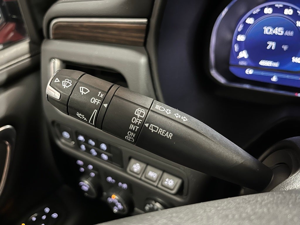 2023 Chevrolet Suburban High Country