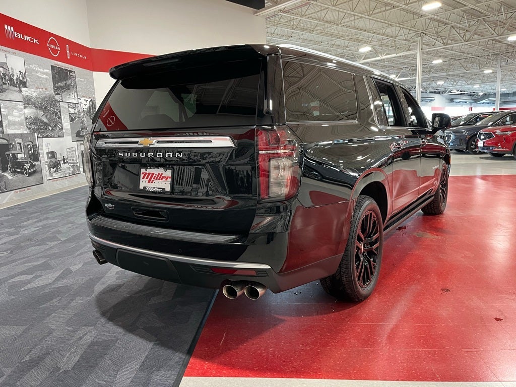 2021 Chevrolet Suburban High Country