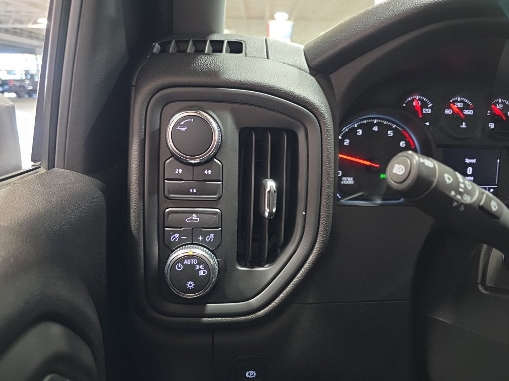 2024 GMC Sierra 2500HD Pro
