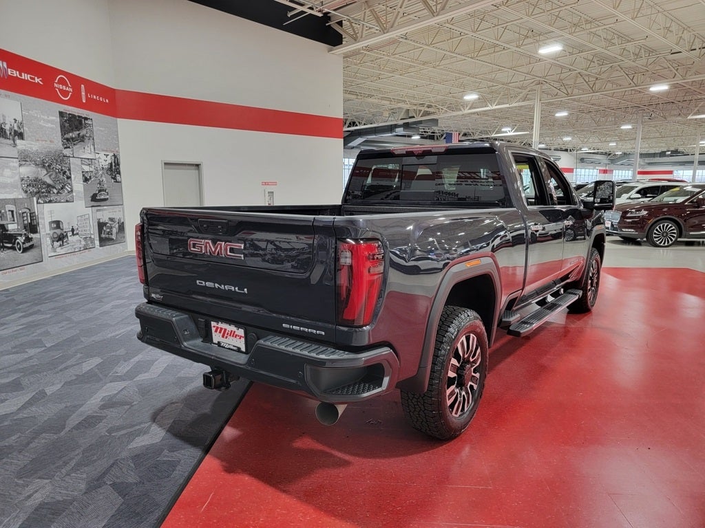 2024 GMC Sierra 3500HD Denali