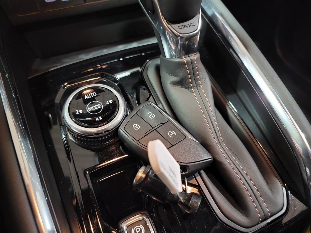 2024 GMC Canyon AT4 GM CERTIFIED