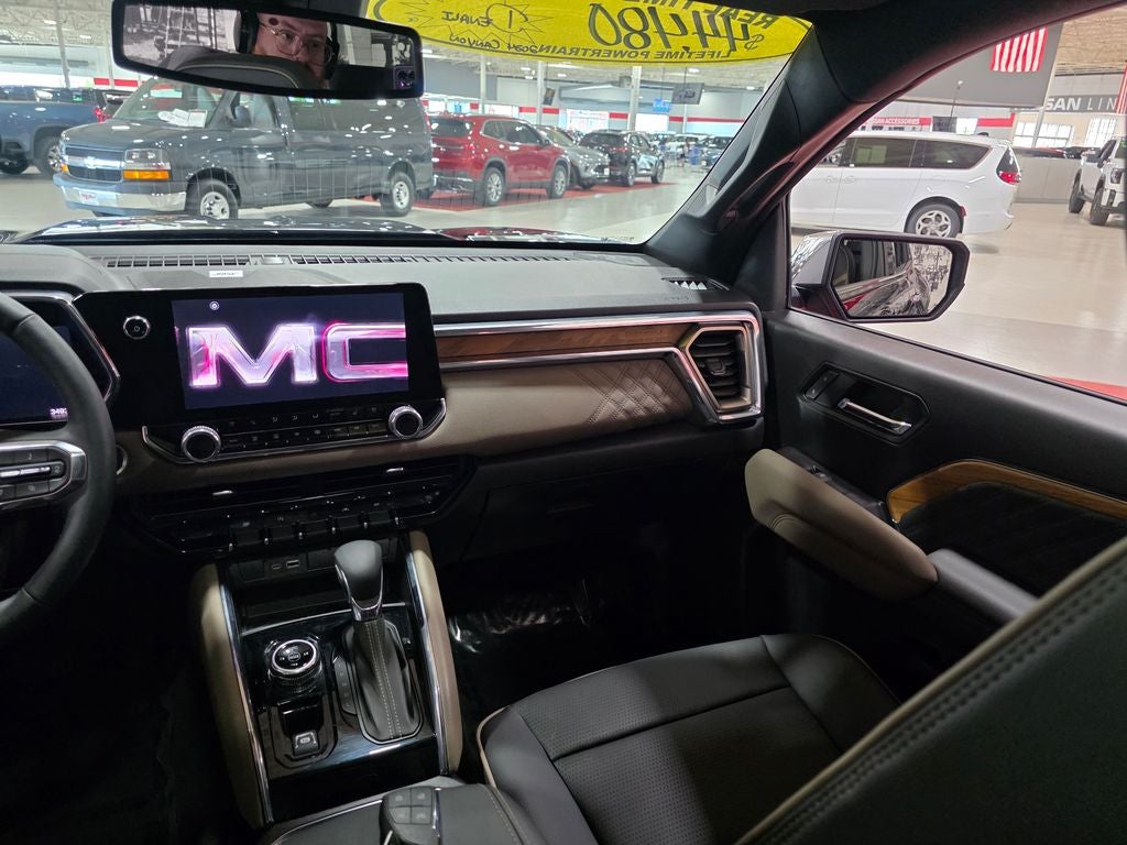 2024 GMC Canyon Denali