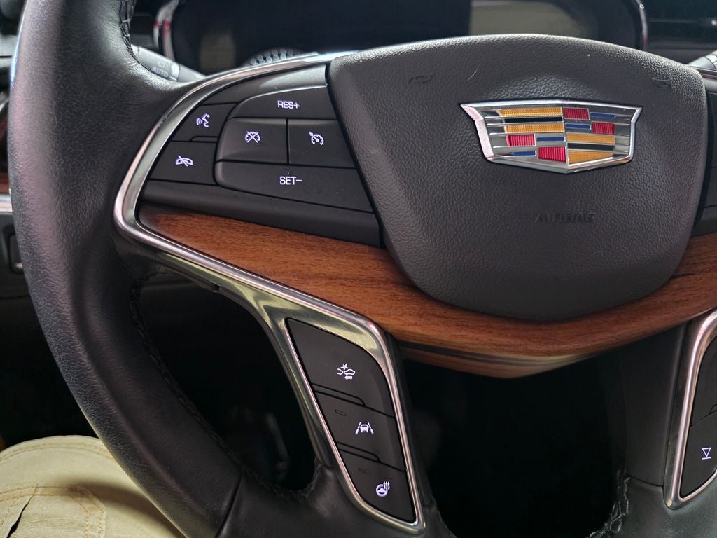 2020 Cadillac XT5 Premium Luxury