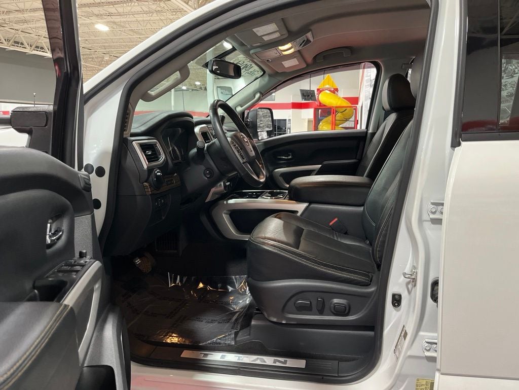 2017 Nissan Titan SL Carbravo Certified