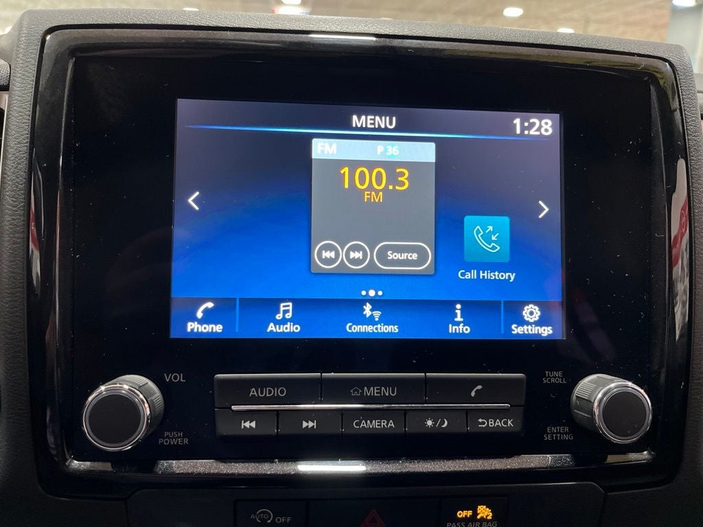 2023 Nissan Frontier SV