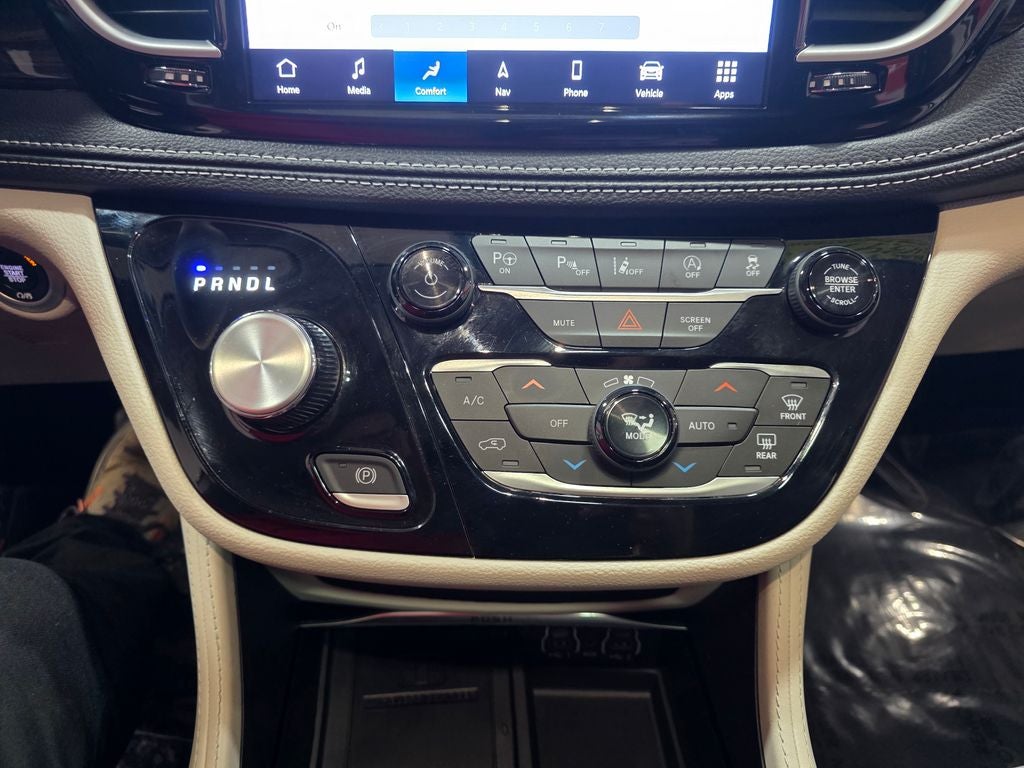2024 Chrysler Pacifica Limited