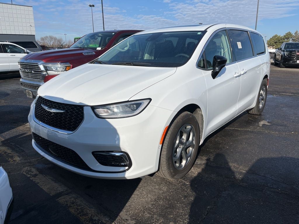 2024 Chrysler Pacifica Limited