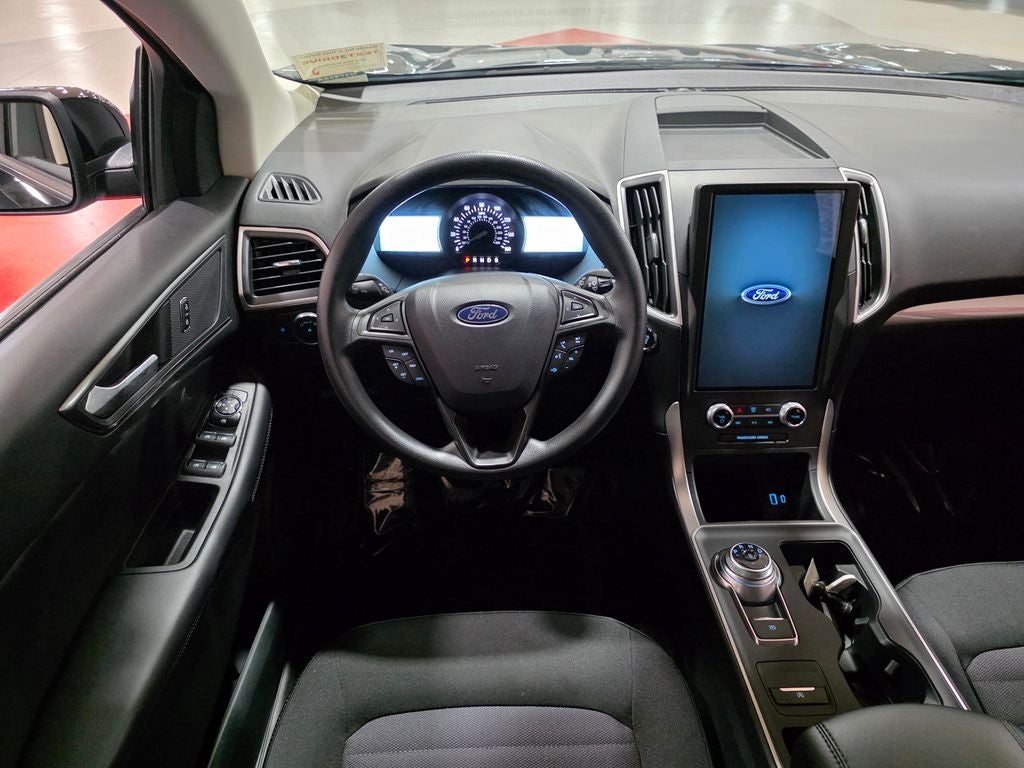 2024 Ford Edge SE Carbravo Certified