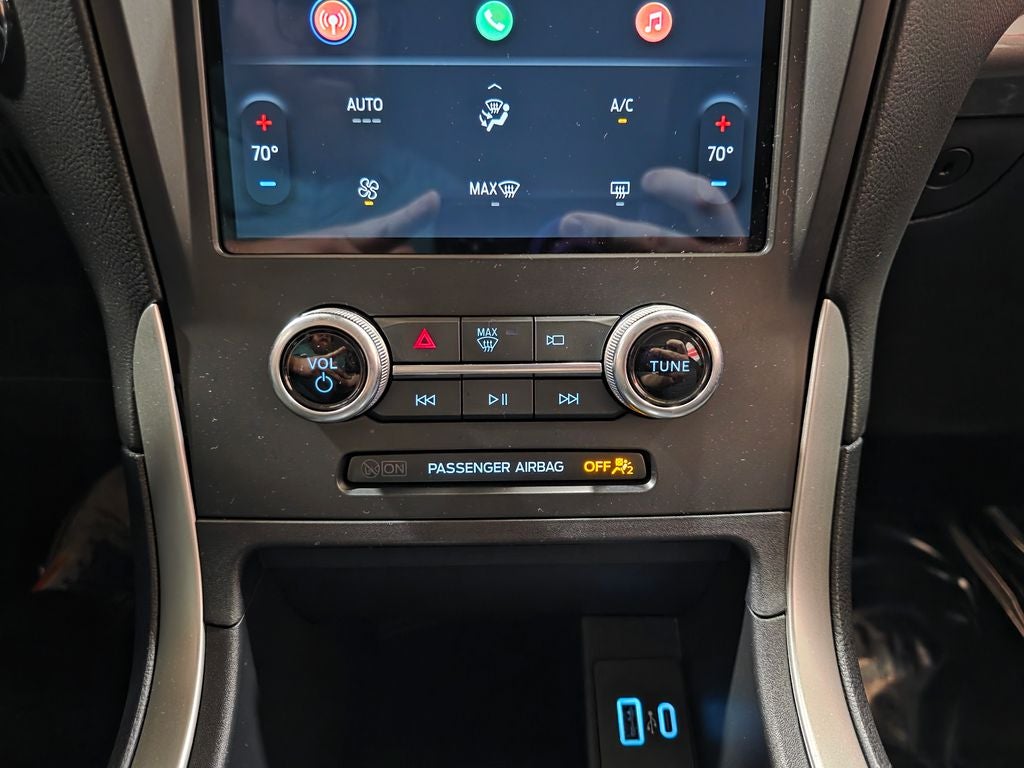 2024 Ford Edge SE Carbravo Certified
