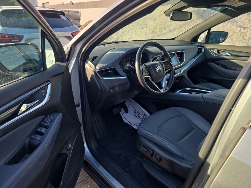 2024 Buick Enclave Essence