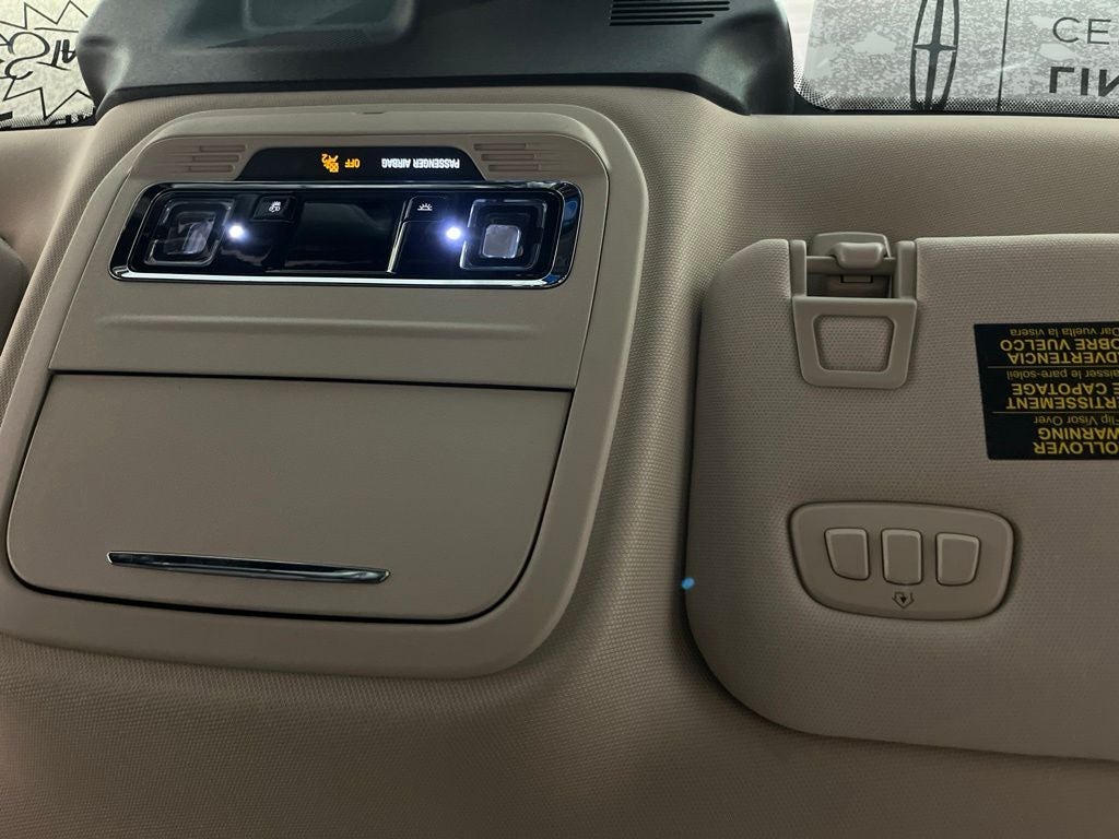 2023 Lincoln Corsair Standard Lincoln Select Certification
