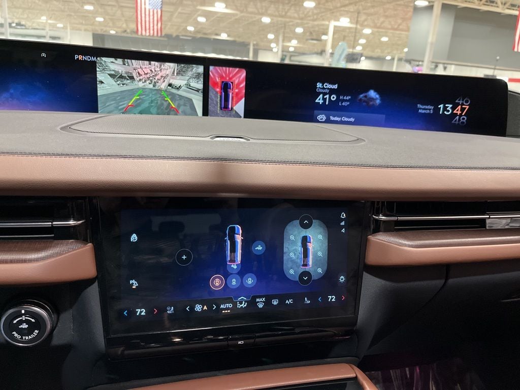 2025 Lincoln Navigator L Reserve