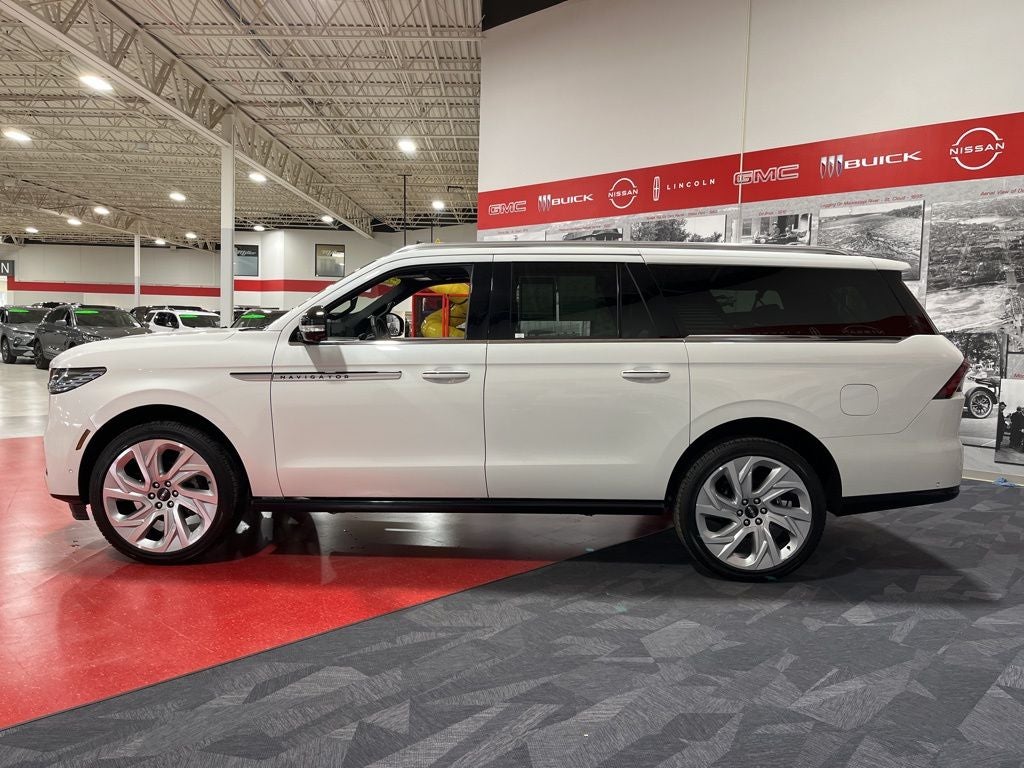 2025 Lincoln Navigator L Reserve