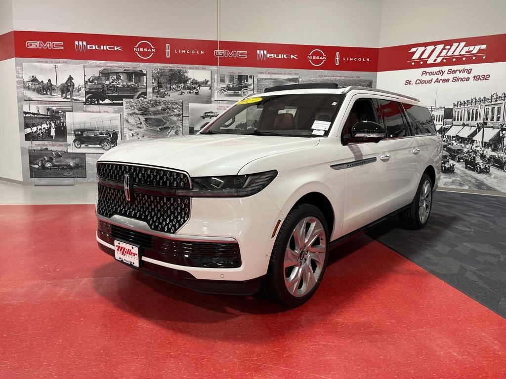 2025 Lincoln Navigator L Reserve